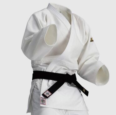 женские спортивные брюки: Кимоно Мизуно "CN - IJF" для занятий дзюдо белого цвета. В комплекте