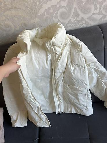 Пуховики и зимние куртки: Продаются 1. 600сом 2. ⁠600сом 3. ⁠500сом 4. ⁠500сом 5. ⁠600сом — 6