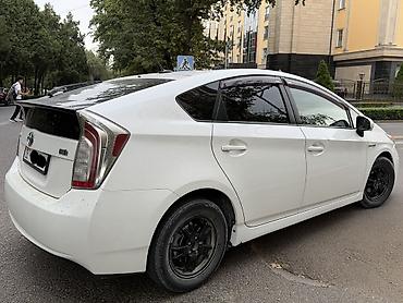 куплю тайота: Toyota Prius: 2013 г., 1.8 л, Вариатор, Гибрид, Хэтчбэк — 7