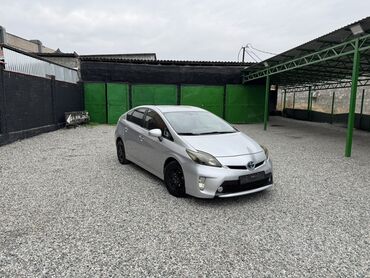 Toyota: Toyota Prius: 2012 г., 1.8 л, Вариатор, Гибрид, Хэтчбэк