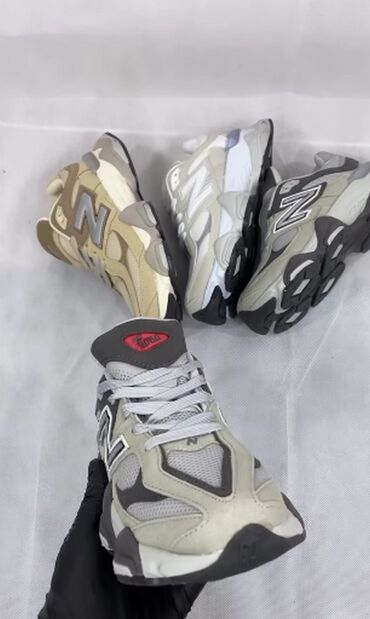 Women's Sneakers and athletic shoes: New balance 9060 patike

Novo
Brojevi 36 do 40

fb moja Kupovina 1 — 9