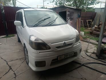 Nissan: Nissan Serena: 2001 г., 2 л, Вариатор, Бензин, Минивэн