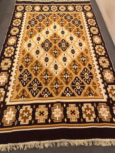 ковры персидские: Ковер Новый