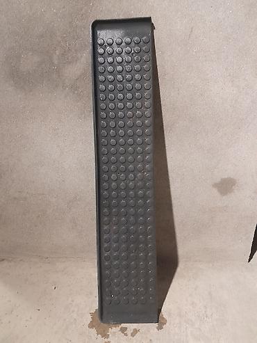 Rezin döşəmə örtüyü: Sürüşməyə qarşı rezin pilləkən örtüyü - Material: qalın elastik rezin — 1