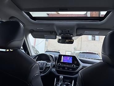 решетка харриер: Toyota Highlander: 2023 г., 2.5 л, Автомат, Гибрид, Кроссовер — 10