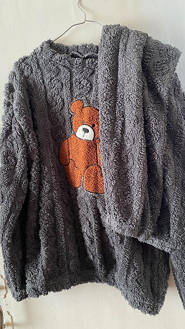smart saat uşaq ucun: Tüklü pijama dəsti – boz rəngdə, ayı aplikasiyalı. - Material — 1