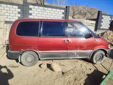 Nissan: Nissan Serena: 1994 г., 2 л, Механика, Бензин, Минивэн