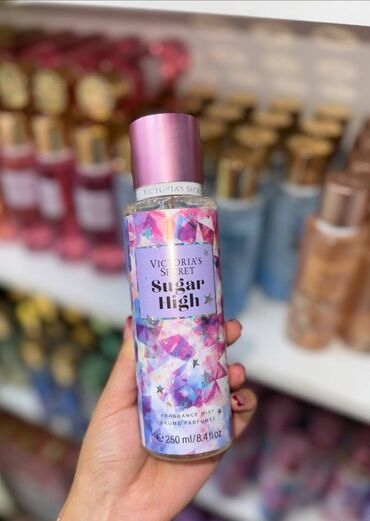 гель для бритья: Парфюмированный спрей для тела Victoria's Secret Sugar High объемом