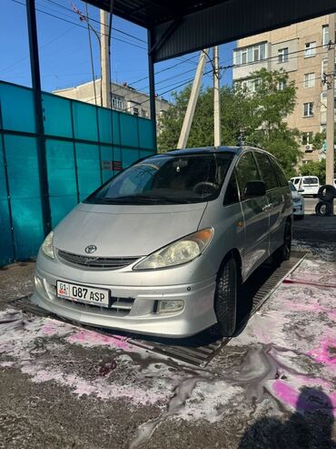 Toyota: Toyota Previa: 2003 г., 2 л, Механика, Дизель, Минивэн