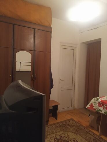 Kommersiya daşınmaz əmlakının satışı: Sahə: 36.7 m² Sənəd: Çıxarış (kupça), qeyri-yaşayış təyinatlı — 8