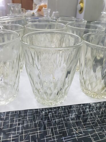 стаканы пластик: Стаканы советские в отличном состоянии. 100 и 150 мл ёмкость. см