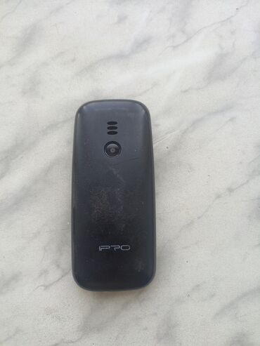 telefon üçün klaviatura: IPRO markalı bu əsas mobil telefon yığcam dizaynı ilə seçilir. Arxa