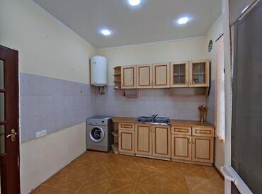 Uzunmüddətli kirayə mənzillər: 2 otaqlı mənzil – işıqlı və səliqəli planlama - Geniş dəhliz: tavan — 2