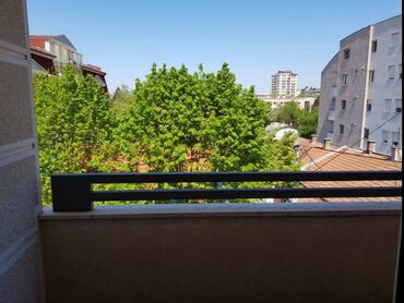 Dugoročni najam stanova: 3 sobe — 12