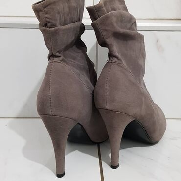 miss slim: Ankle boots, 39