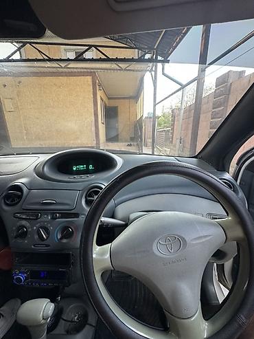 спидометор: Toyota Vitz: 2000 г., 1.3 л, Автомат, Бензин, Хэтчбэк — 4