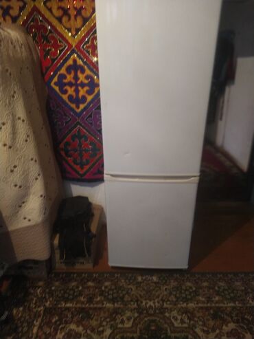Холодильники: Холодильник Б/у, Двухкамерный, De frost (капельный), 60 * 2 *