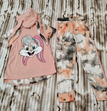 финские детские вещи: 5,6 yaş üçün İki hissəli ev geyimi dəsti: - Üst: Pudra çalarında