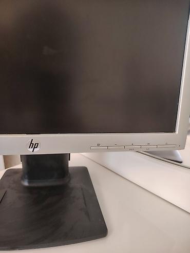 Monitorlar: HP Compaq LA1956x LCD monitor - Ekran diaqonalı: 19" (müxtəlif — 2