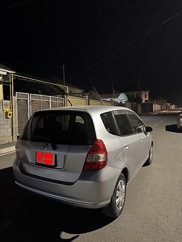 bmw 1938: Honda Fit: 2002 г., 1.3 л, Вариатор, Бензин, Хэтчбэк — 2