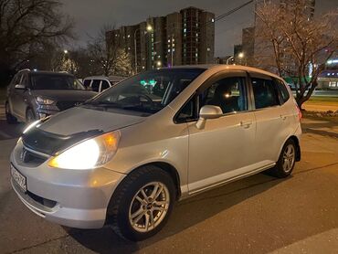 Honda: Honda Fit: 2002 г., 1.3 л, Вариатор, Бензин, Хэтчбэк