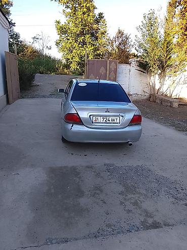 Транспорт: Mitsubishi Lancer: 2005 г., 1.5 л, Механика, Бензин, Седан — 4