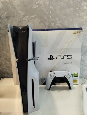 жёсткий диск новый: PlayStation 5 (1TB) oyun konsolu Komplekt: - PS5 konsolu (Blu‑ray