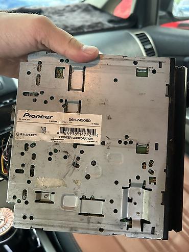 2 el odun sobası: Pioneer DEH-7450SD avtomobil maqnitofonu - Ön paneldə iri səs — 4