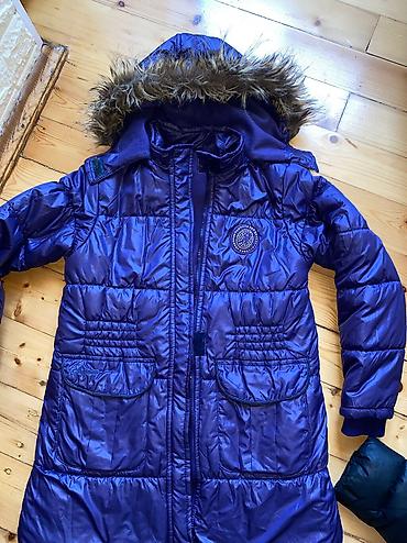 astar: Armani ideal vəziyyətdə kurtka . 9- 11yaş arası. İçi isti astar — 1