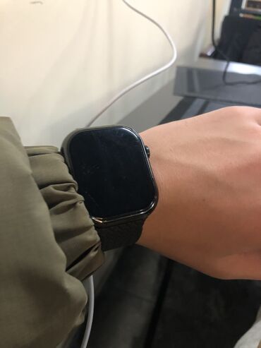 Другие смарт-часы: Смарт‑часы с прямоугольным сенсорным дисплеем и черным плетеным — 4