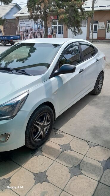 метанол для машин купить: Hyundai Solaris: 2015 г., 1.4 л, Механика, Бензин, Седан