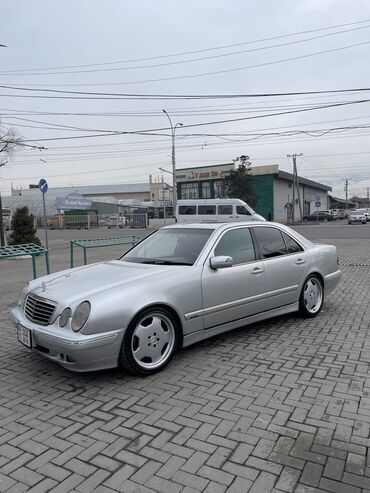 Mercedes-Benz: Mercedes-Benz E-Class: 1998 г., 4.3 л, Автомат, Бензин, Седан