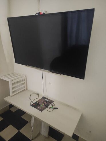 televizor 49 inch: Ekranda balaca cızıq var