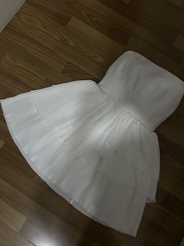 villur donlar: Коктейльное платье, Мини, M (EU 38)