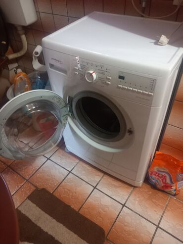 Washing Machines: U odlicnom stanju