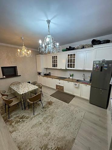 Продажа домов: 6 комнат и более, 240 м², 3 соток, Бишкек, Ак-Босого ж/м Собственник — 8