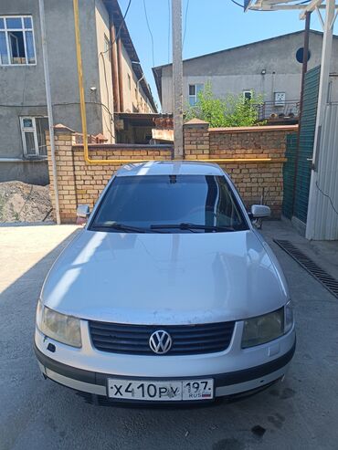 Volkswagen: Volkswagen Passat: 1999 г., 2.3 л, Механика, Бензин, Седан