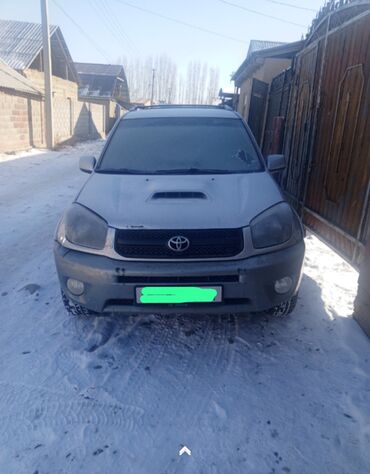 Toyota: Toyota RAV4: 2002 г., 2 л, Механика, Дизель, Хэтчбэк