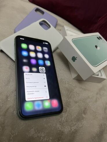 Apple iPhone: IPhone 11, 64 GB, Yaşıl, Face ID — 8