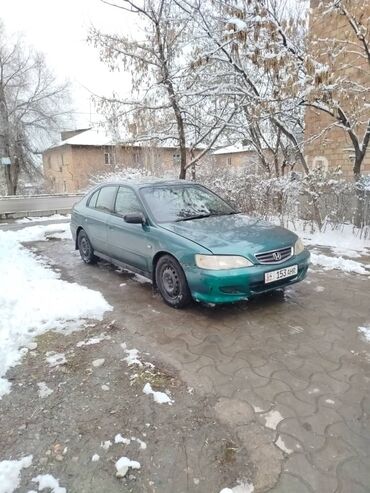 Honda: Honda Accord: 2002 г., 2 л, Типтроник, Бензин, Хэтчбэк