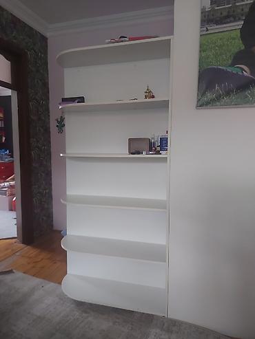 ag mebel destleri: Ağ rəngdə qonaq otağı üçün mebel dəsti Tərkibi: - TV stendi: aşağı — 1