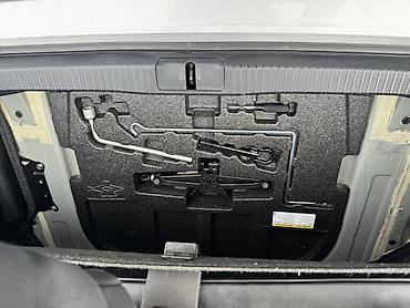 Lexus: Lexus ES: 2015 г., 2.5 л, Гибрид, Седан — 23