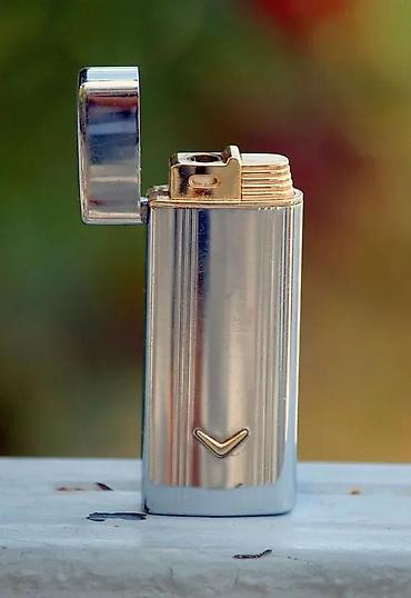 Upaljači i prateća oprema: Ronson Turbo upaljač MASIVAN 80gr!. Sjajan komad. Masivan i težak. Cca — 1