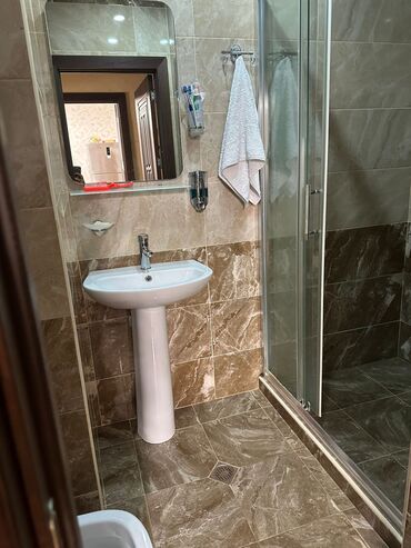 Yataq otağı dəstləri: İkinəfərlik çarpayı, Dolab — 6