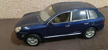 inmotion v8: Porsche Cayenne S – Maisto 1:18 die-cast model - Brend/model: Maisto — 1