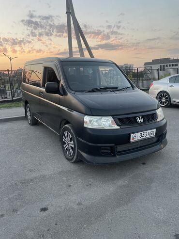 Honda: Honda Stepwgn: 2005 г., 2 л, Минивэн — 2