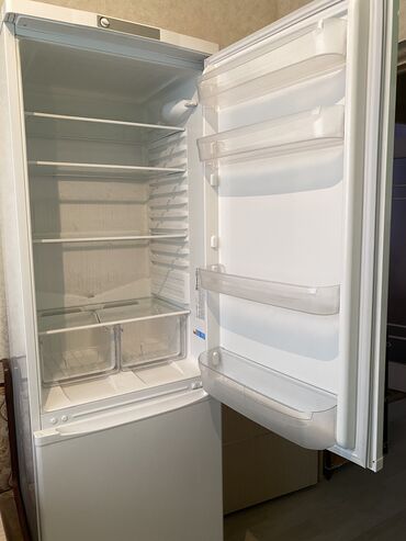ifc кооператив: Муздаткыч Indesit, Колдонулган, Эки камералуу