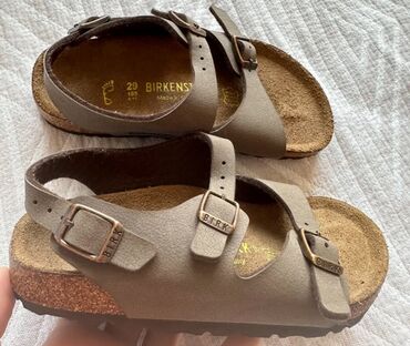Детская обувь: Birkenstock Германия 29 р Оригинал По стельке в см указано на фото