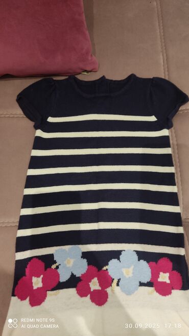 Koftalar, sviterlər: Uşaq geyim dəsti 1) LC Waikiki trikotaj sviter: - Ölçü: 4-5 yaş / — 4