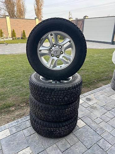 maksi: Комплект зимних колес на дисках для SUV. Состав: - 4 шины Maxxis — 2